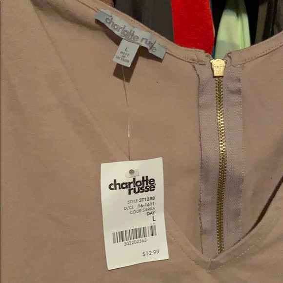 Charlotte Russe deep v-neck crop top - Picture 2 of 3